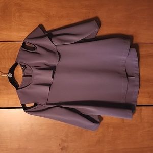 Open shoulder 3/4 sleeve blouse